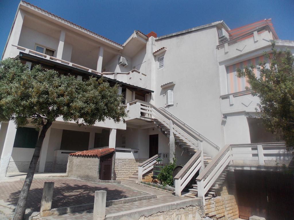 Apartmani Adriatic Ana Novalja Luaran gambar